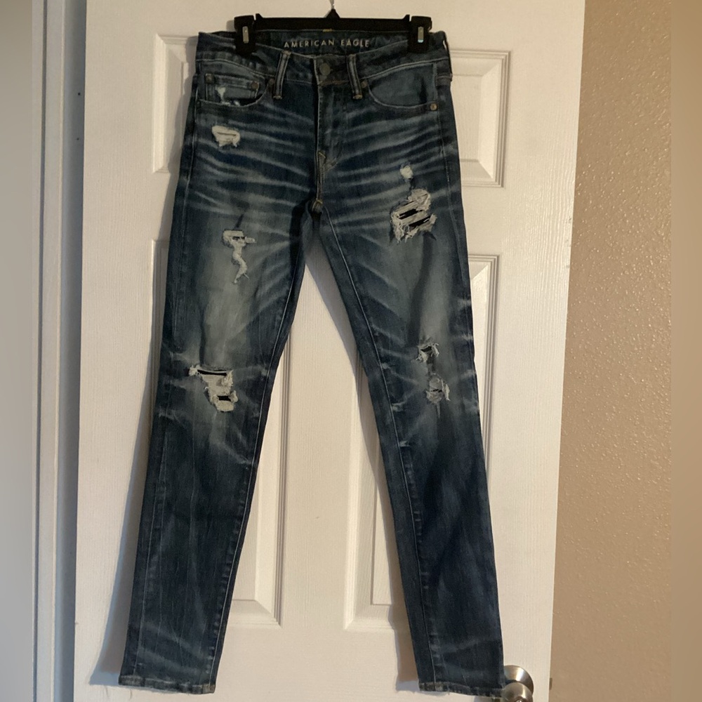 Men’s American Eagle 28x32 skinny jeans